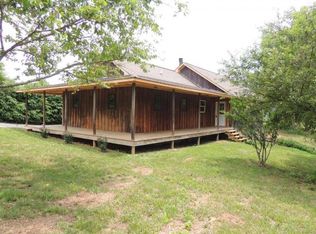 1091 Old Stage Rd, Rogersville, TN 37857