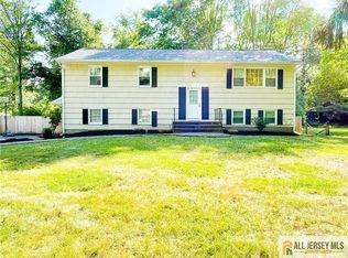 94 Princeton Hightstown Rd, Princeton Junction, NJ 08550