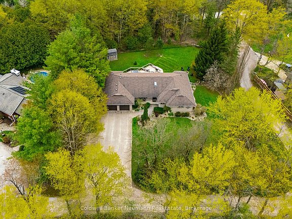 2nd image of 25 Riverview Dr