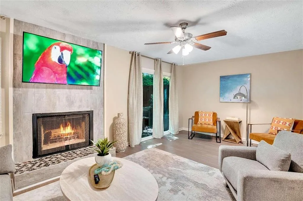 2 bed, 2.5 bath, $2,995 — Photo 3