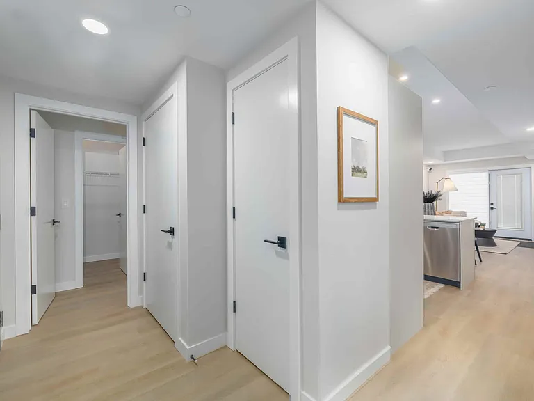 333 Wardlaw Ave — Photo 12