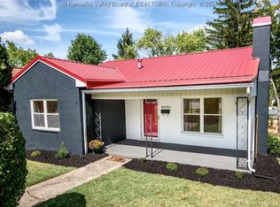 904 Kanawha Ter, Saint Albans, WV 25177