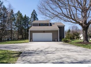 145 Isinglass Rd, Shelton, CT 06484