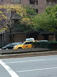 733 Park Avenue in Lenox Hill