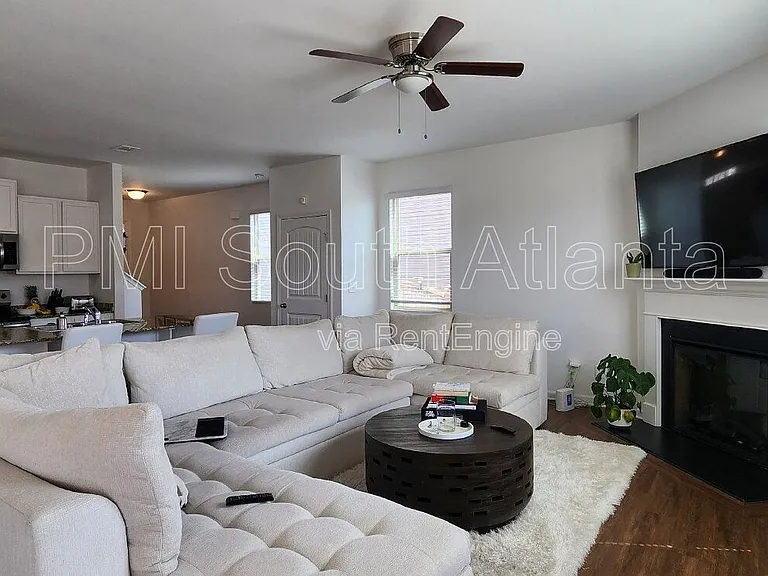 4040 Alveston Dr — Photo 11