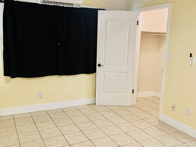 1120 Vineyard St #1 — Photo 8