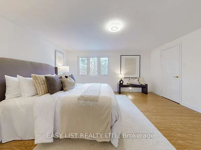 855 Queen St W #1 — Photo 35