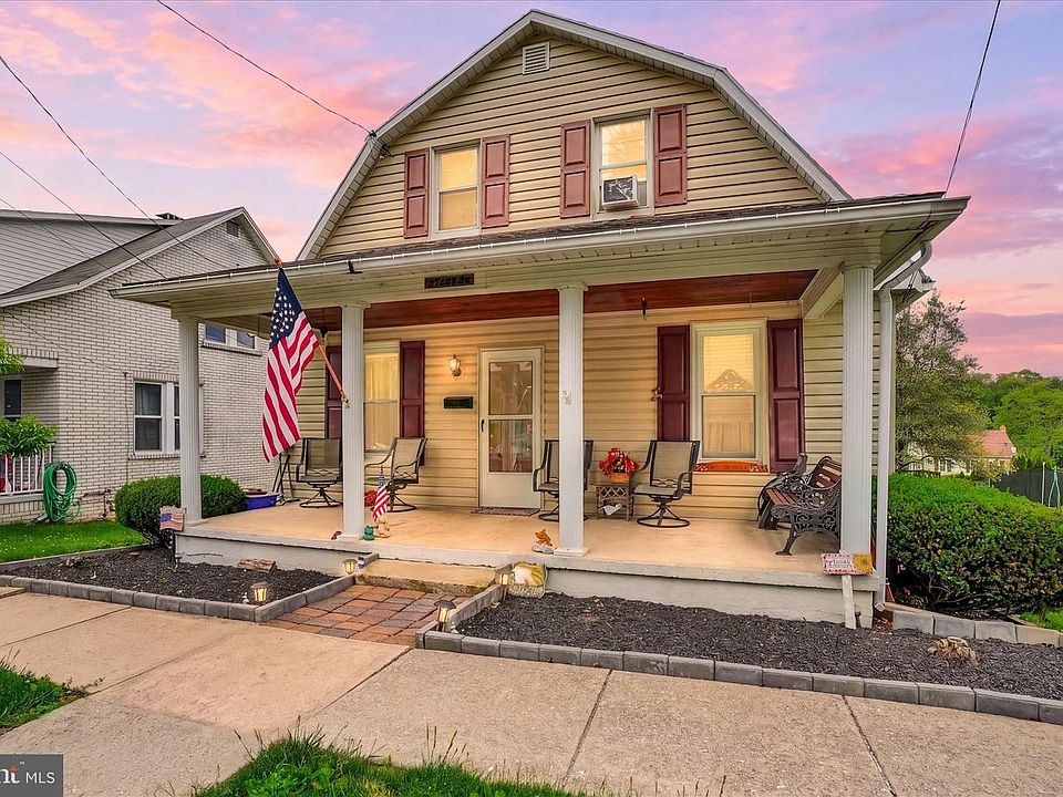 1st image of 44 Glen Ave