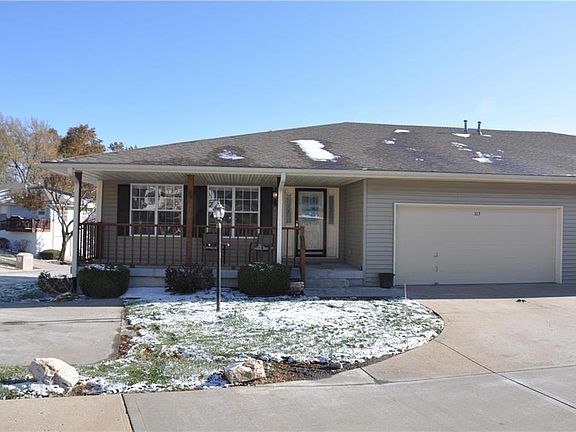 2nd image of 313 E Hansen Ct