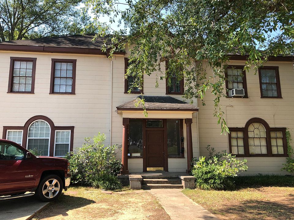 1st image of 709 Olive St