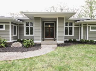 1858 Highgrove Dr SE, Ada, MI