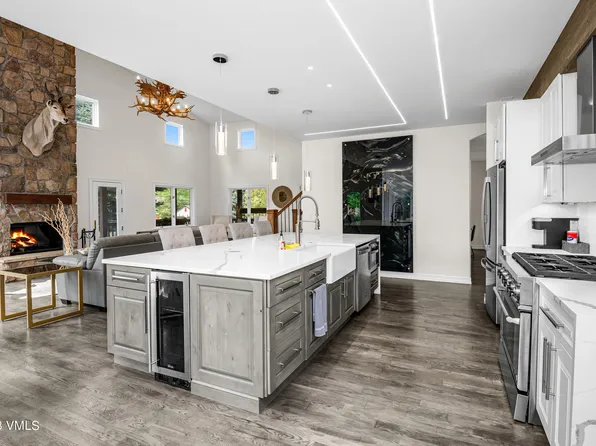 305 Red Fox Dr, Gypsum, CO 81637