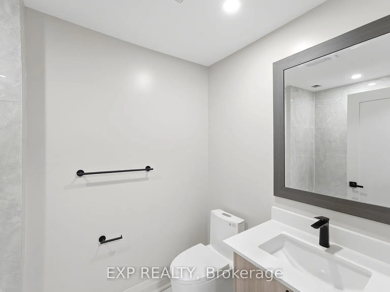 4422 Huron St — Photo 4