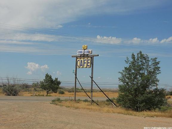 2nd image of 8949 E Hwy 40