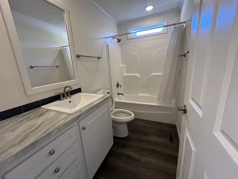 10 Coachlight Ct #63 — Photo 11