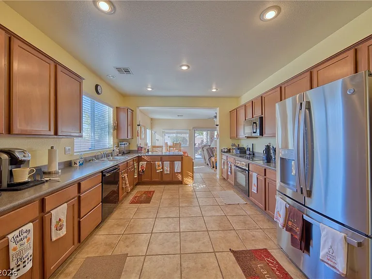 5720 Al Fresco Ave — Photo 10