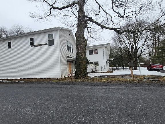 3rd image of 177 Van Buskirk Rd