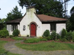 5 Highland Ave, Peapack, NJ 07931