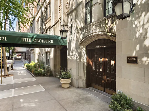 321 East 43rd Street image 1 of 8