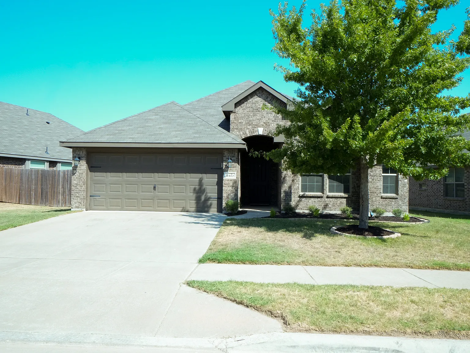 3 bed, 1739 sqft, $2,200 — Photo 1