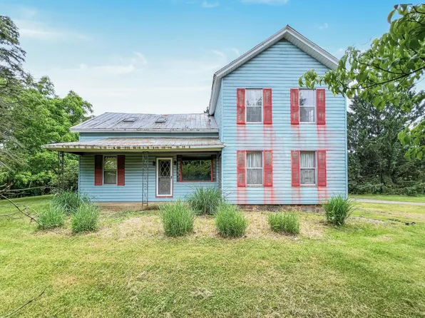 32393 Redfield St, Niles, MI 49120