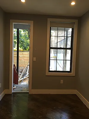 Rented by Brooklyn Vertical Inc. | media 93