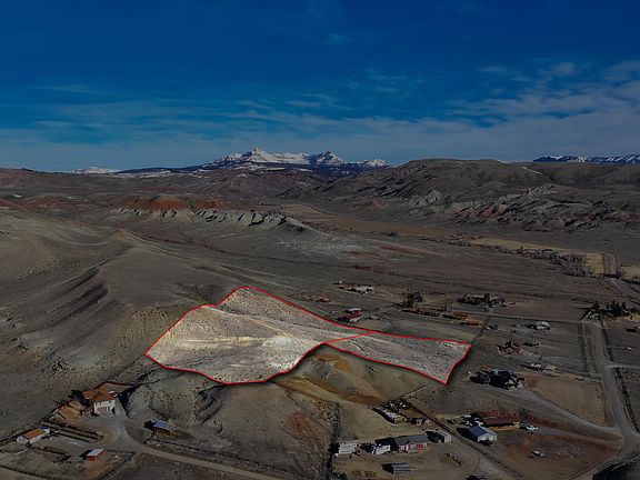 4th image of 4 Deer Rd