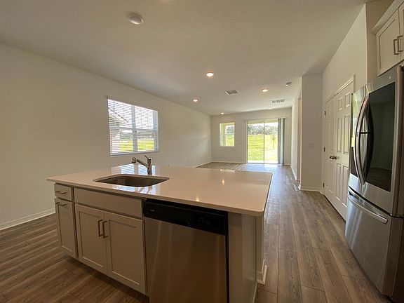 4th image of 2668 Spider Lily Ct