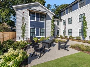 32 Exchange St #203, East Greenwich, RI 02818