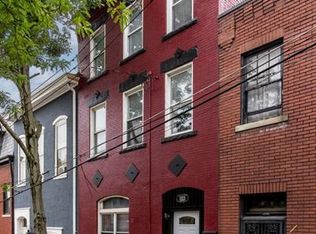 1113 Linden Pl, Pittsburgh, PA 15212