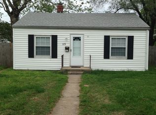 619 George St, Wood River, IL 62095