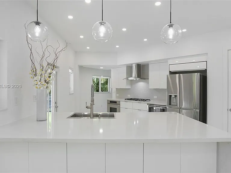 711 Sunset Rd — Photo 13