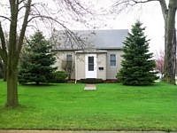 2nd image of 302 16th St
