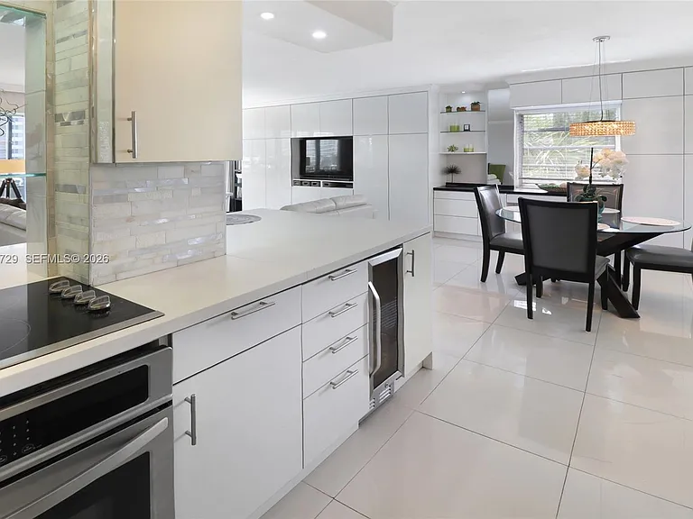 220 N Kings Point Dr #415 — Photo 14