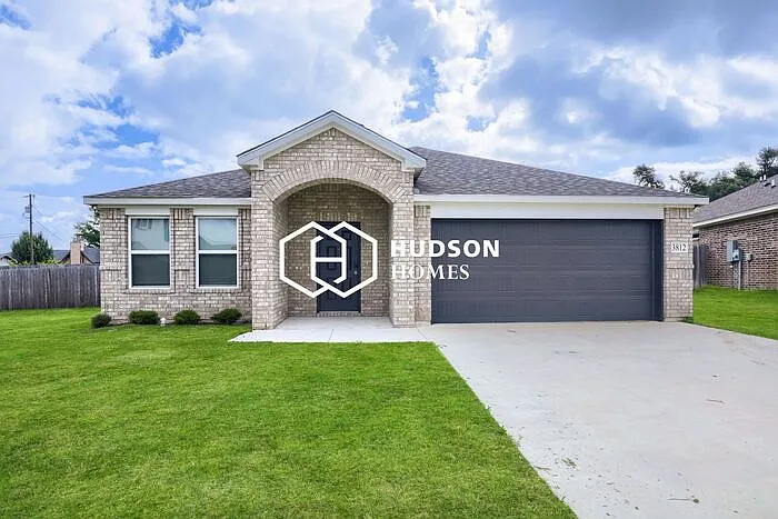 3812 Poteet Ct