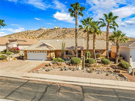 4th image of 2882 Desert Trail Drive
