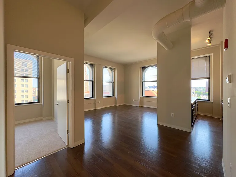 Charming 1 Bedroom/1 Bathroom Apartment Unit in Downtown Baltimore, MD! Unit 416 — Photo 127