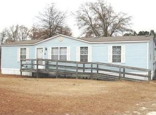 131 Badu Ln, Raeford, NC 28376