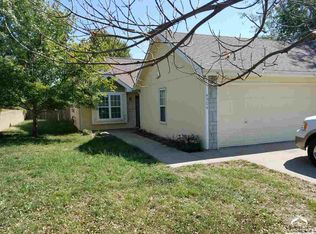 4906 Stoneback Pl, Lawrence, KS 66047