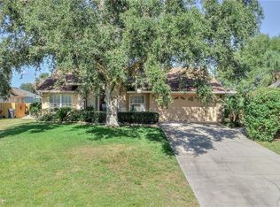 522 Little Lake Ct, Winter Haven, FL 33884
