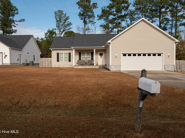 604 Hobbs Drive, Jacksonville, NC 28540