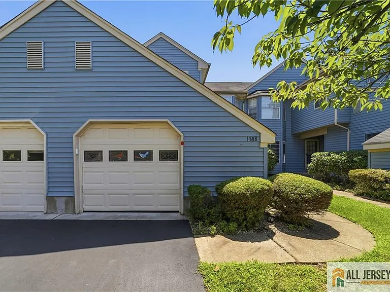 138 Concordia Cir #138B — Photo 3