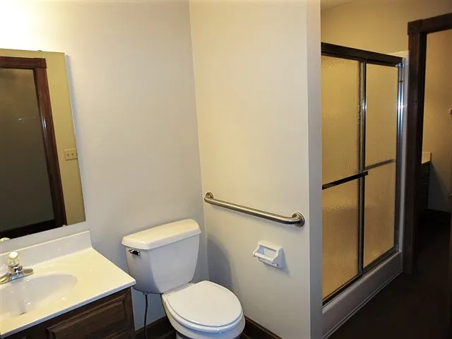 1121 New Harmony Dr — Photo 17