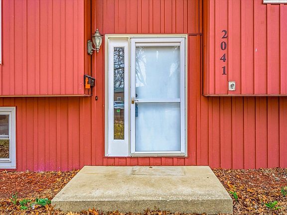 2nd image of 2041 Northgate Ct NW