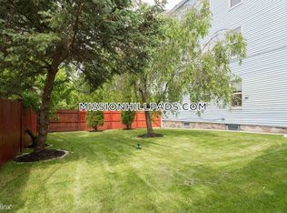 70 Edgewood St, Boston, MA 02119