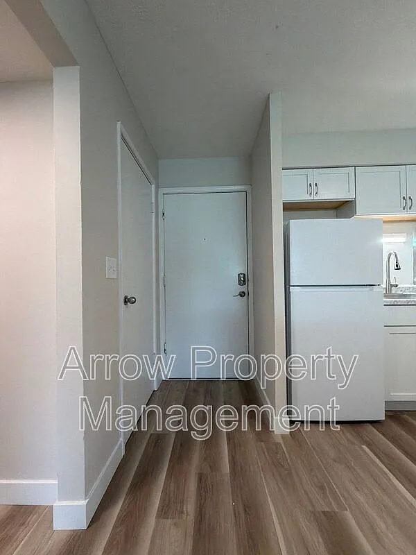 2 bed, 1.0 bath, 790 sqft, $795 — Photo 4