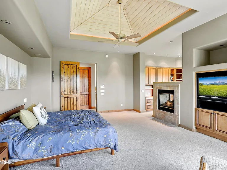 804 N Grapevine Dr — Photo 20