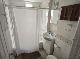 4223 W Augusta Blvd #2, Chicago, IL 60651