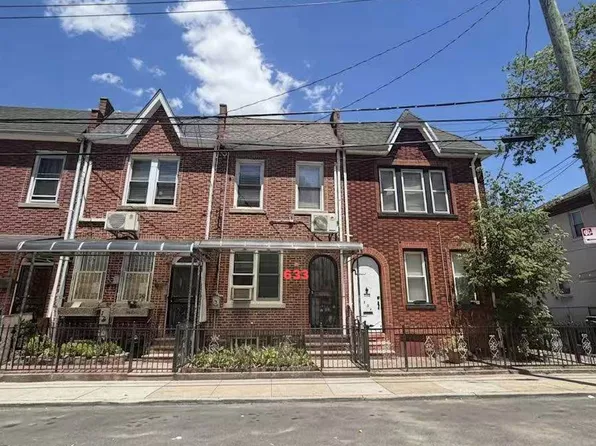 633 71st Street image 1 of 11
