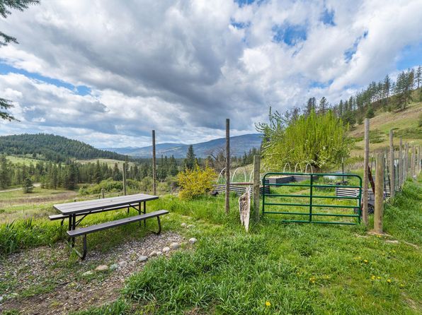1625 Bear Mountain Way, Kettle Falls, WA 99141
